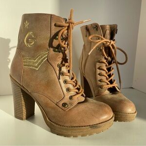 G by Guess Tan Faux Leather Heeled Zip Lace Up Combat Boots Gold‎ Accent Women 7